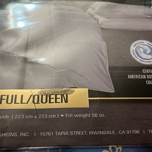 - New royal luxe goose and down comforter queen